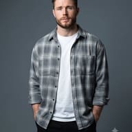man-in-flannel-shirt-studio-portrait-ai-prompt-by-promptplum-3