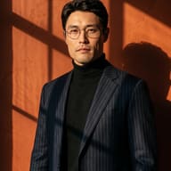 editorial-menswear-portrait-window-shadows-ai-prompt-by-promptplum-1